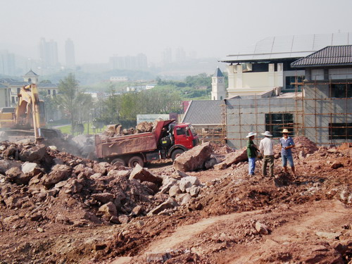 �ϴ��ݽ���չ���I(y��)�@�^(q��)��ʯ��ƽ������