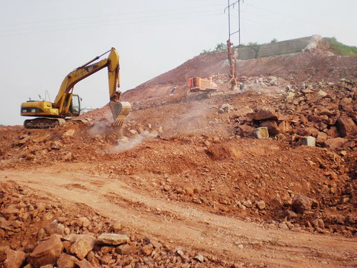 ��ɿں͐�(��i)�Έ@��ʯ��ƽ������